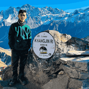 Kyangjin Ri Trek
